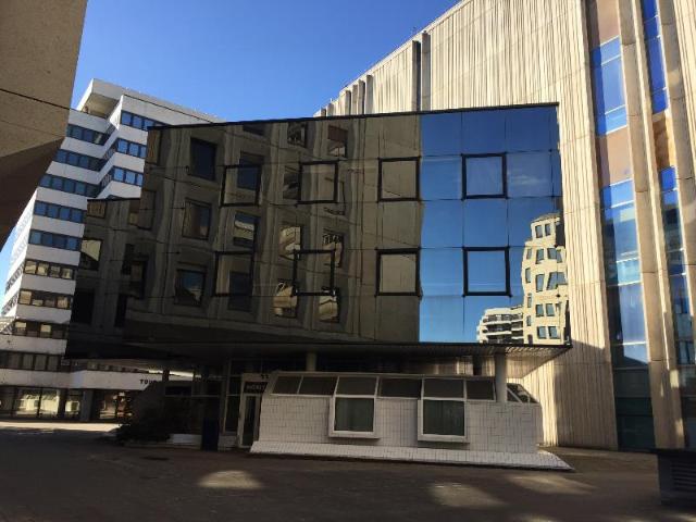 Bureau vente à Bordeaux