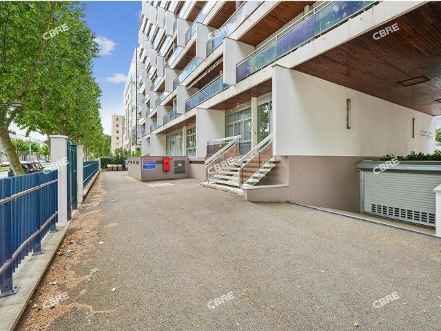 Bureau vente à Bordeaux