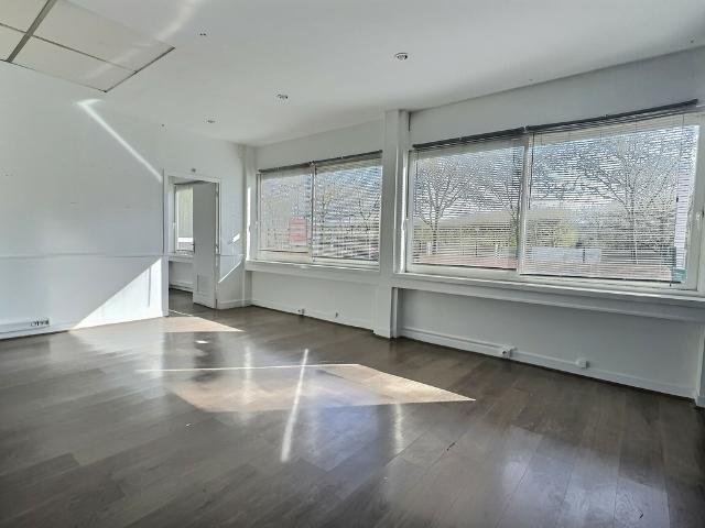 Bureau vente à Point du Jour, Boulogne-Billancourt