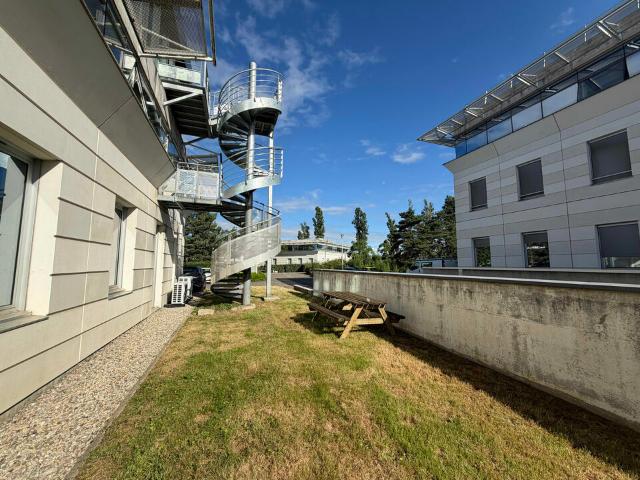 Bureau vente à Lyon, Métropole de Lyon