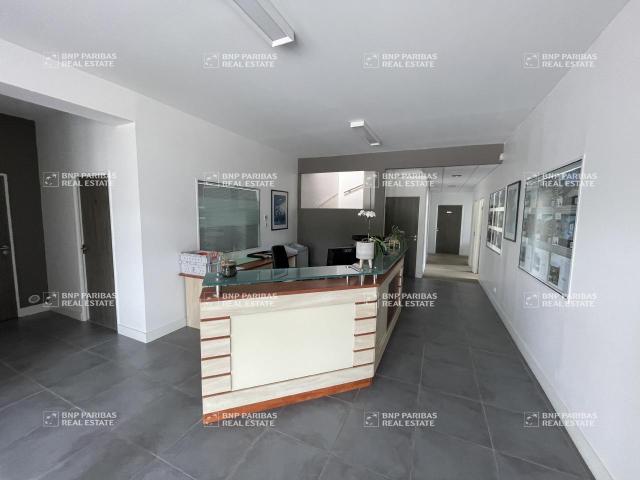 Bureau vente à Challes-les-Eaux, Savoie