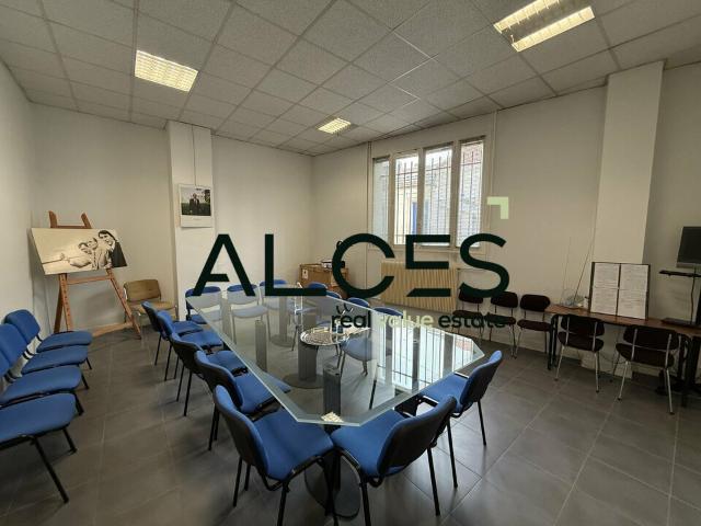 Bureau vente à Bordeaux