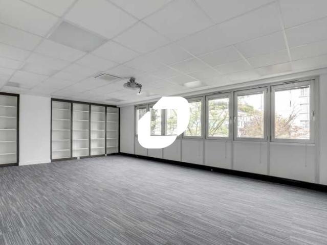 Bureau vente à Nanterre, Courbevoie