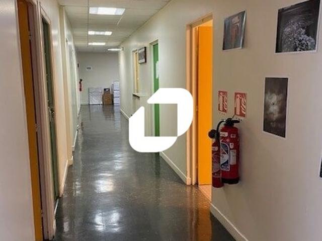 Bureau vente à Créteil