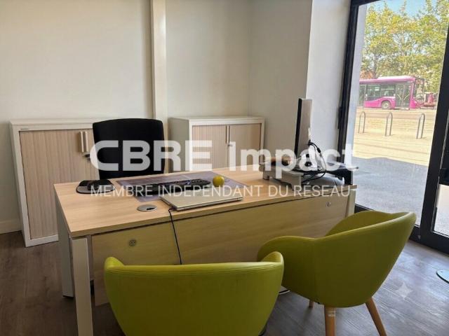 Bureau vente à Centre-Ville, Dijon