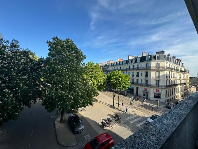 Bureau vente à Dijon