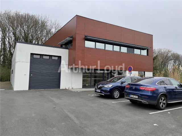 Bureau vente à Douai