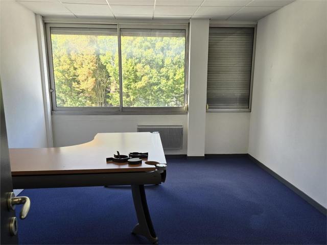 Bureau vente à Tours
