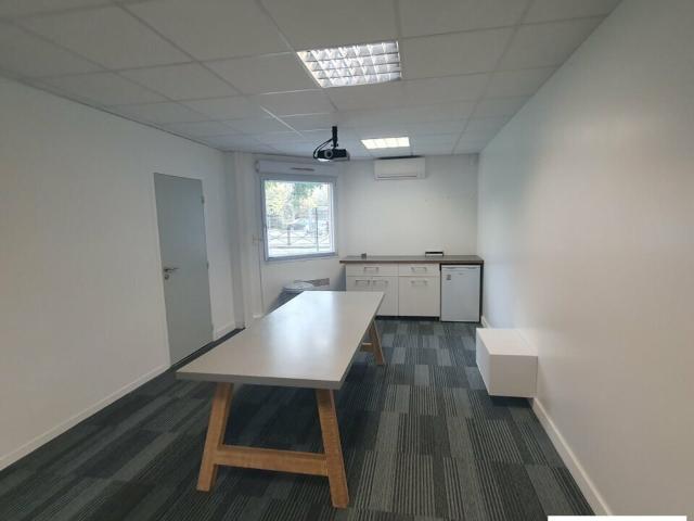 Bureau vente à Grenoble, Eybens