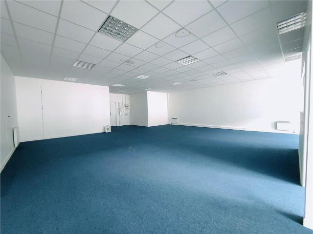 Bureau vente à Torcy, Ferrières-en-brie