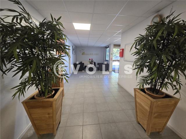 Bureau vente à Montvoisin, Gometz-la-Ville