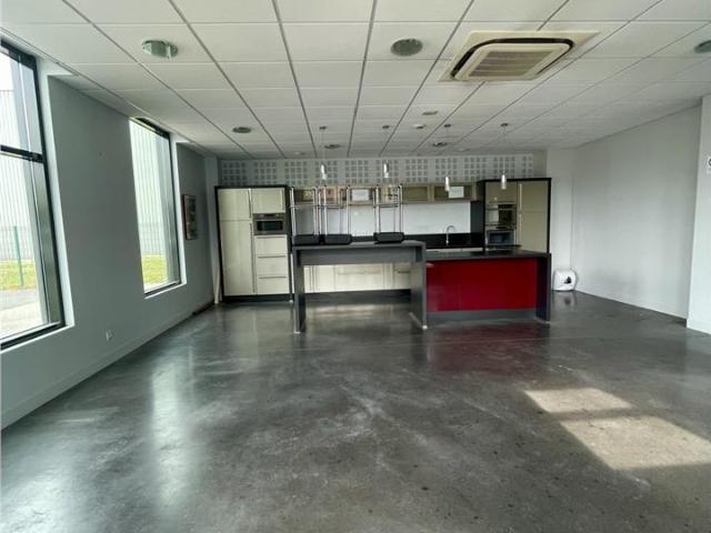 Bureau vente à Les Essarts, Grand-Couronne