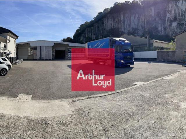 Local Commercial vente à Grenoble, Fontaine