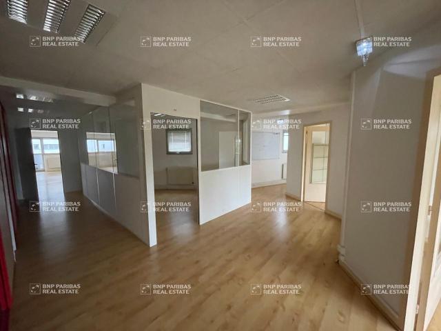 Bureau vente à Nantes