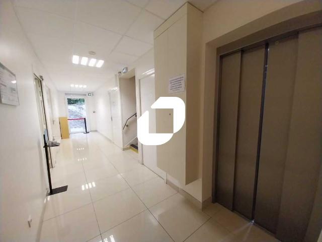 Bureau vente à Versailles, Les Clayes-sous-bois