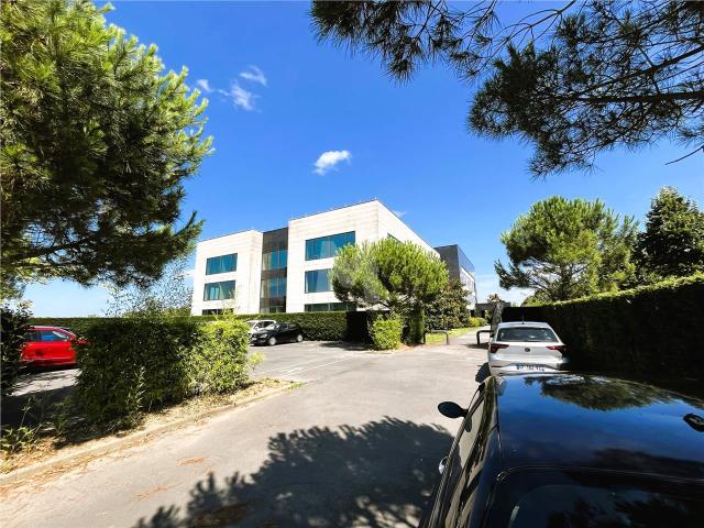 Bureau vente à Lieusaint, Seine-et-Marne