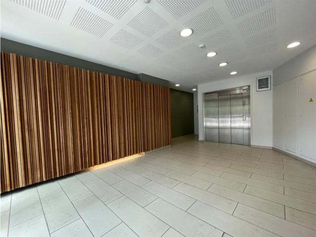 Bureau vente à Lille