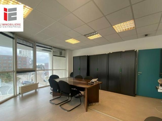 Bureau vente à Lorient, Bretagne