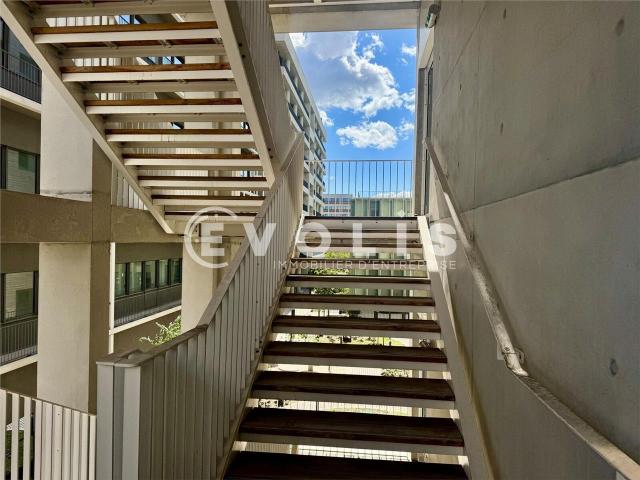 Bureau vente à Lyon, Métropole de Lyon