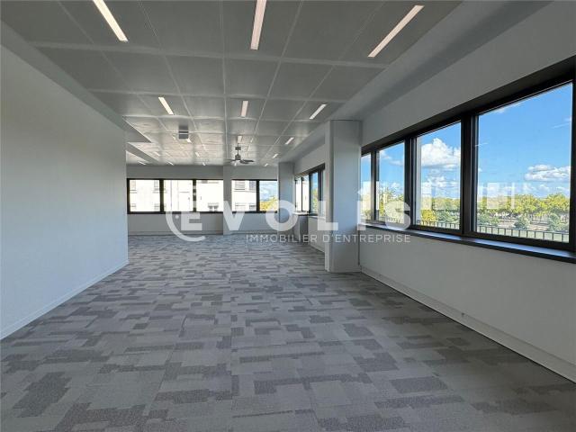 Bureau vente à Lyon, Métropole de Lyon