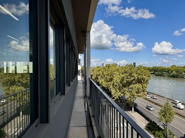 Bureau vente à Lyon, Métropole de Lyon