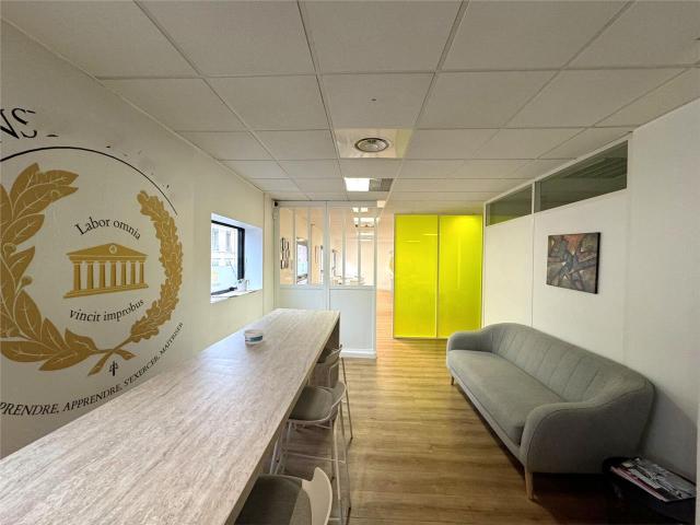 Bureau vente à Lyon, Métropole de Lyon