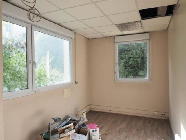 Bureau vente à Lyon, Métropole de Lyon