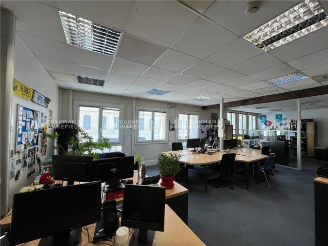 Bureau vente à Marseille