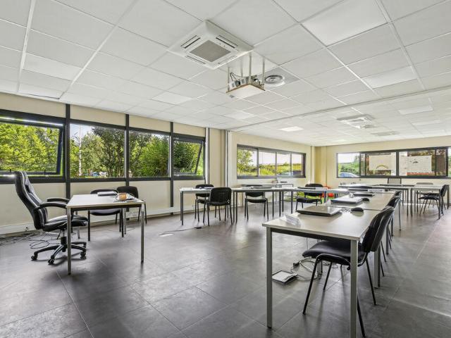 Bureau vente à Bordeaux, Mérignac