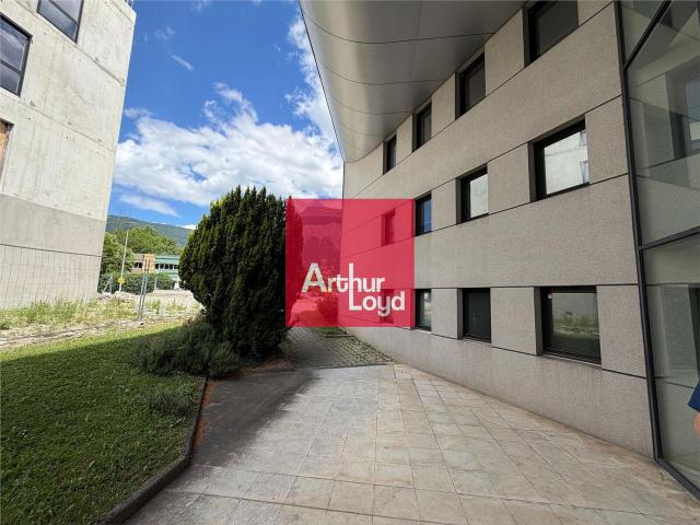 Bureau vente à Grenoble, Meylan