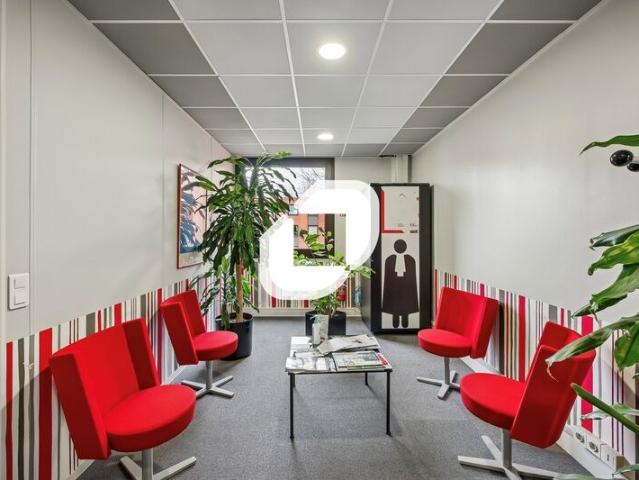 Bureau vente à Versailles, Montigny-le-bretonneux
