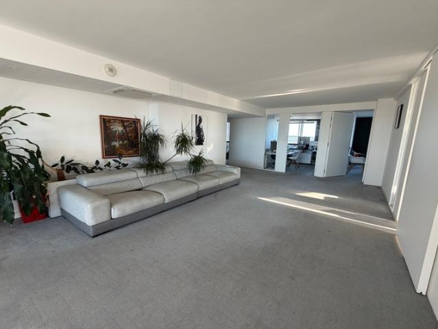 Bureau vente à Montpellier
