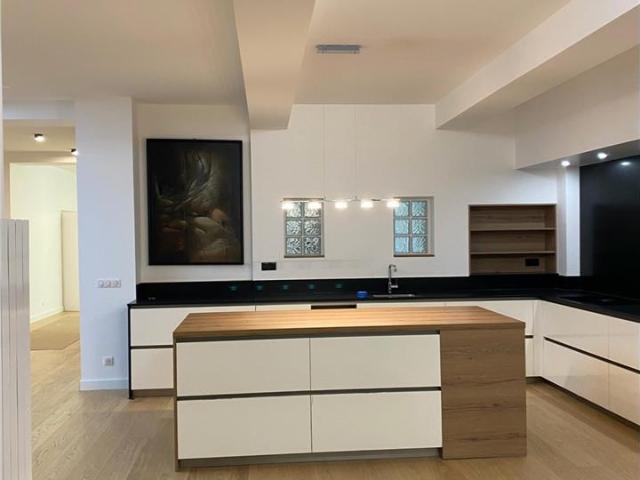 Bureau vente à Bobigny, Vaux-montreuil