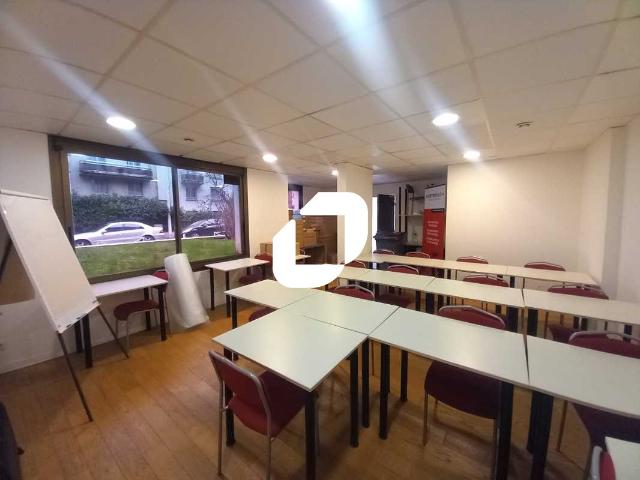 Bureau vente à Quartier Vieux Montrouge, Montrouge