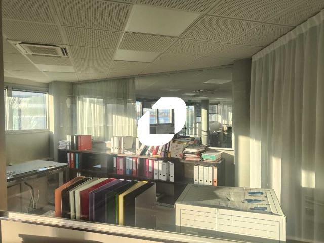 Bureau vente à Quartier du Centre, Nanterre