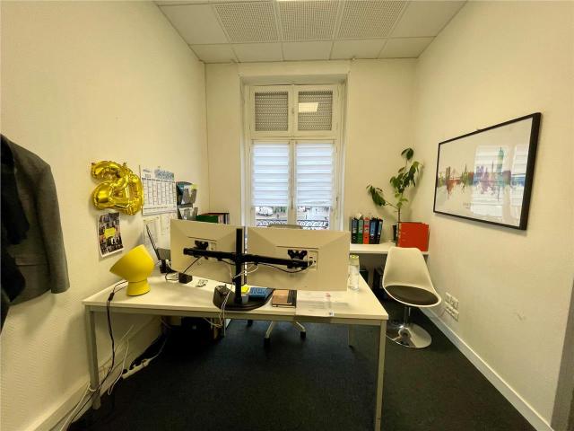 Bureau vente à Nantes
