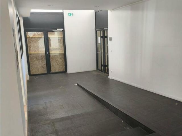Bureau vente à Nantes