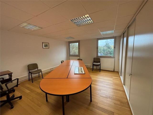 Bureau vente à Nantes