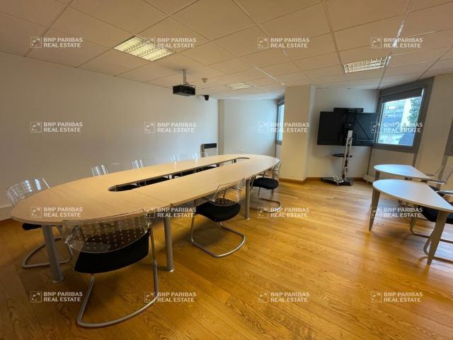Bureau vente à Nantes