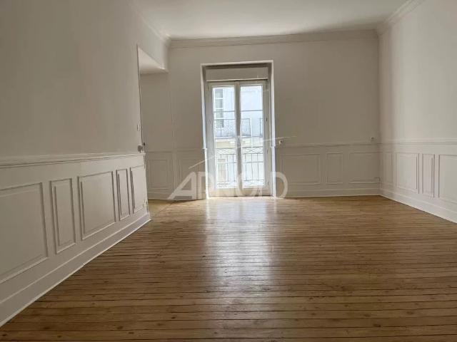 Bureau vente à Nantes, Pont Morand
