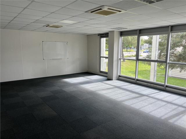 Bureau vente à Nantes