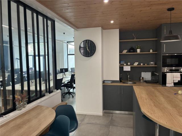 Bureau vente à Nantes