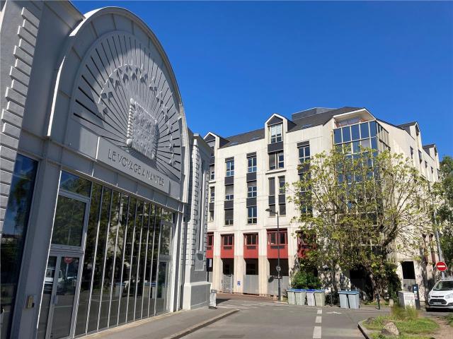 Bureau vente à Nantes