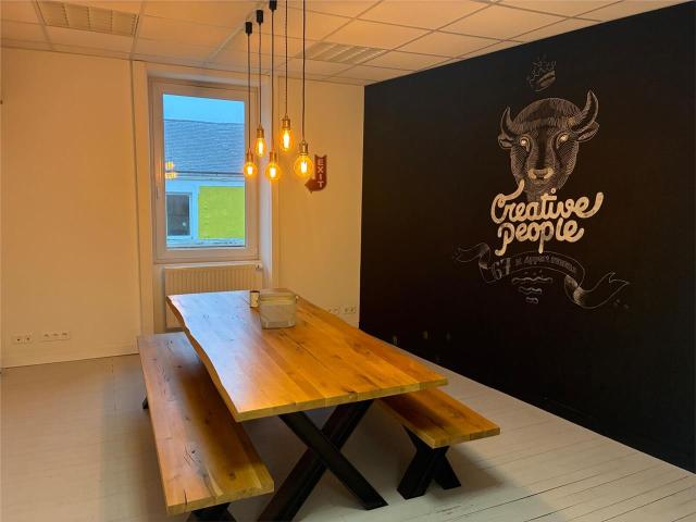 Bureau vente à Nantes
