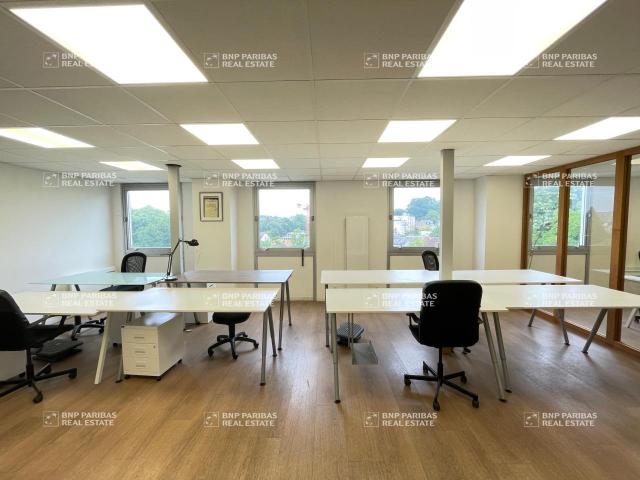 Bureau vente à Nantes