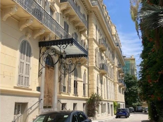 Bureau vente à Nice