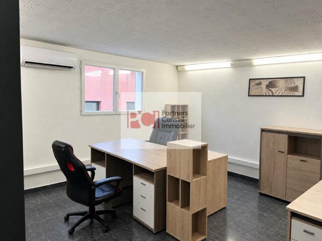 Bureau vente à Carémeau, Nîmes