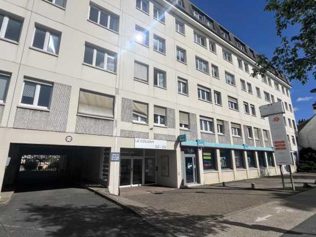 Bureau vente à Orléans