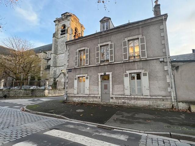 Bureau vente à Orléans