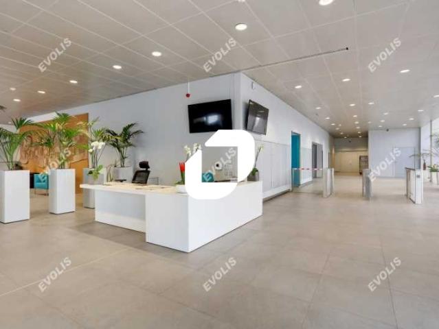 Bureau vente à Bobigny, Pantin